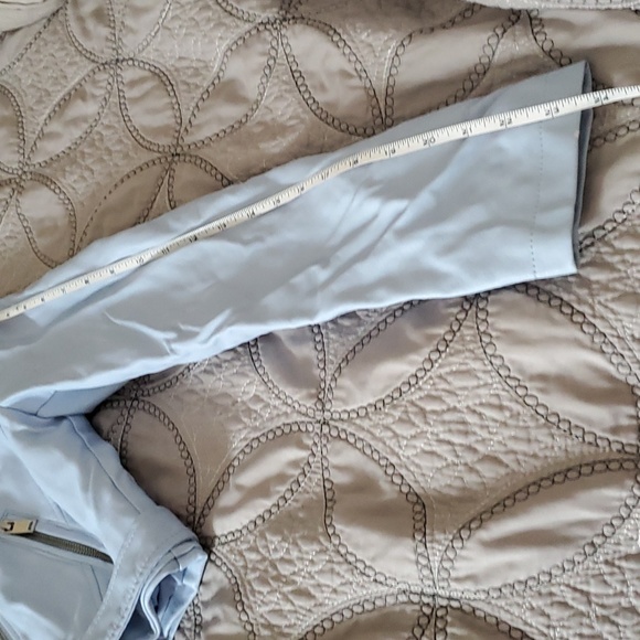 Forever 21 Baby Blue Crop Jacket size M - Picture 11 of 15